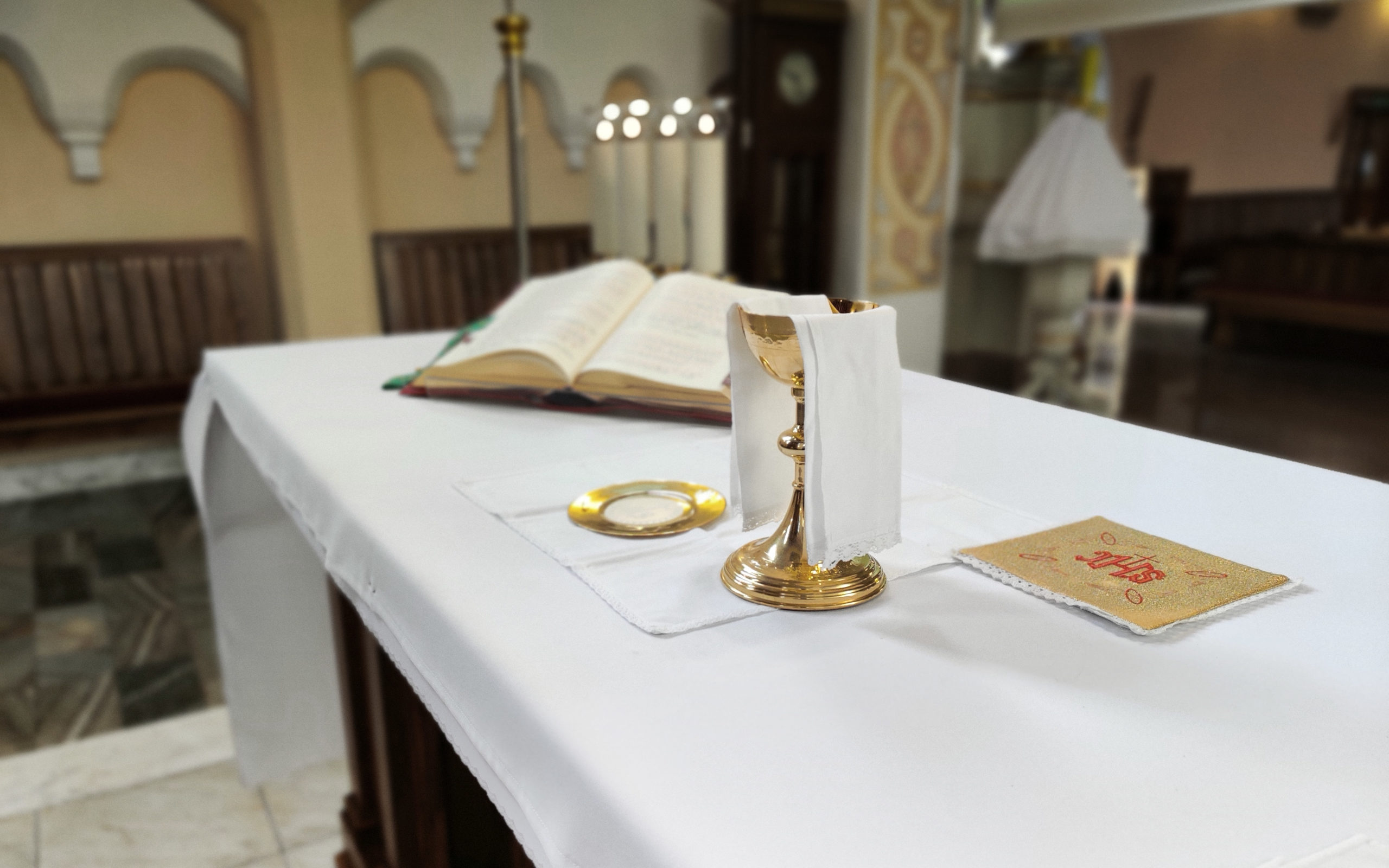 Ołtarz w kościele św. Anny